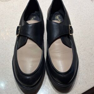 Seychelles Black and Tan Loafers